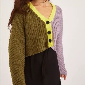 Urban Outfitters Ashlyn Batwing Cardigan Size S Oversized Cropped Chunky Knit